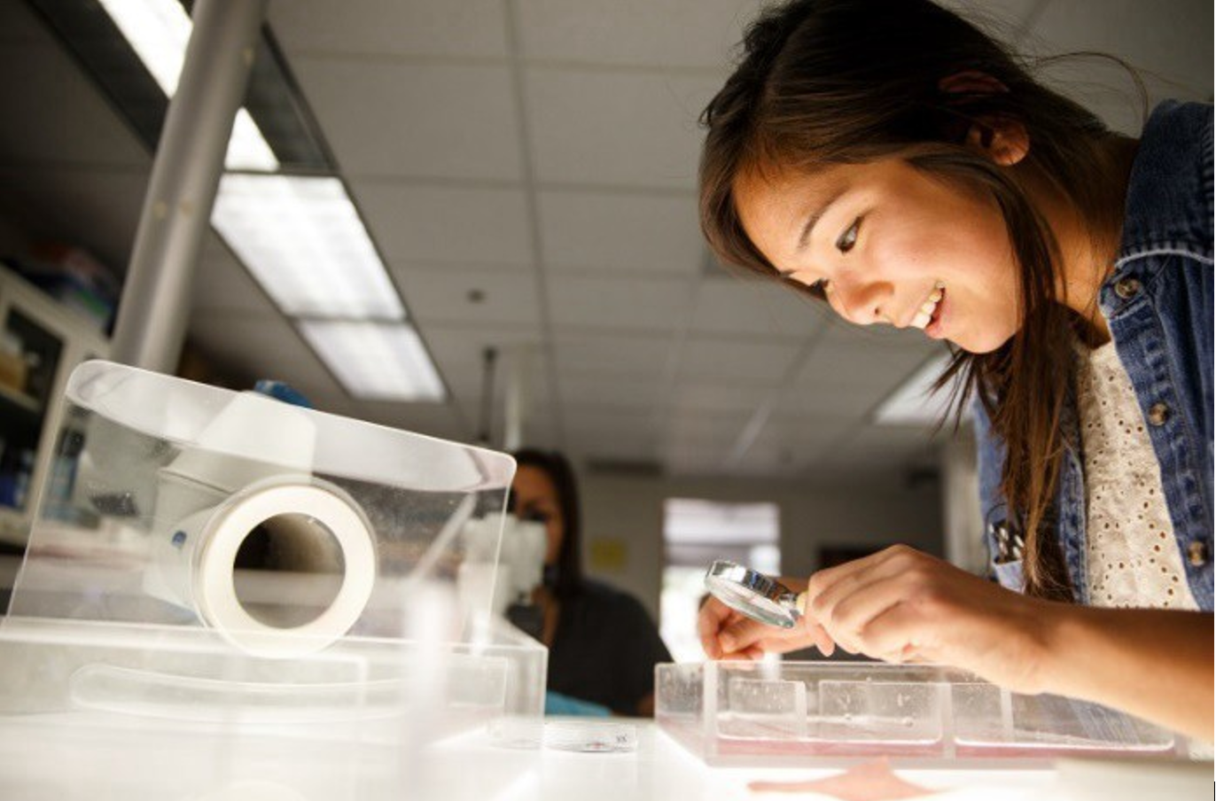 A female student in the lab